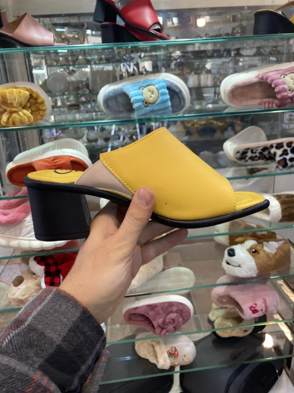 صندل مجلسی مدل هپی رنگ زرد
