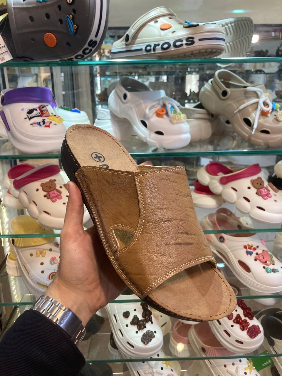 صندل طبی مردانه نیکتا مدل 5015-1 کرم