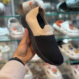 کتانی اسکیچرز رنگ مشکی کرم زنانه و مردانه