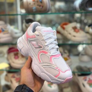 کتونی مدل بالنسیاگا سفید صورتی