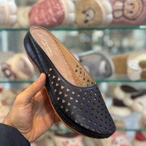 صندل جلوبسته زنانه مدل صحرا مشکی