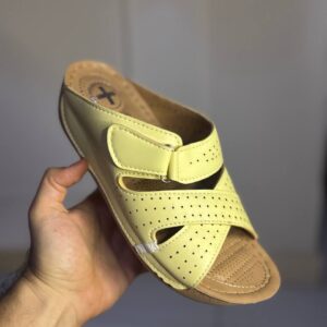 صندل طبی زنانه رایکا لیمویی