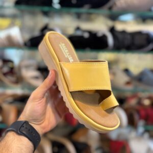 صندل طبی لاانگشتی زنانه رایکا زرد