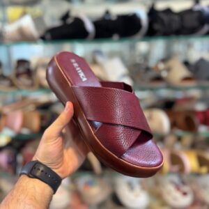 صندل طبی زنانه رایکا مدل ضربدری زرشکی